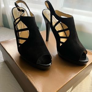 Audrey Brooke Peep-Toe heels